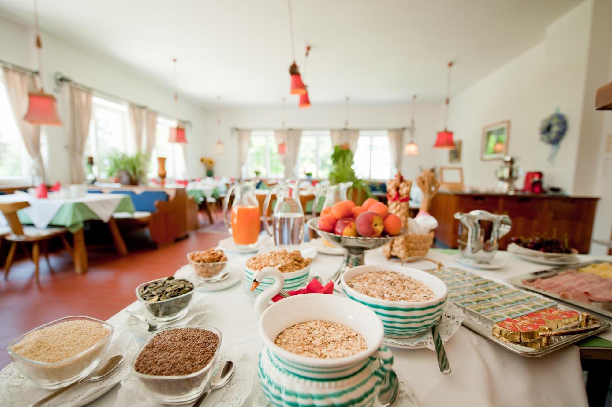 Hotel Oremushof Velden am Wörthersee Esterno foto
